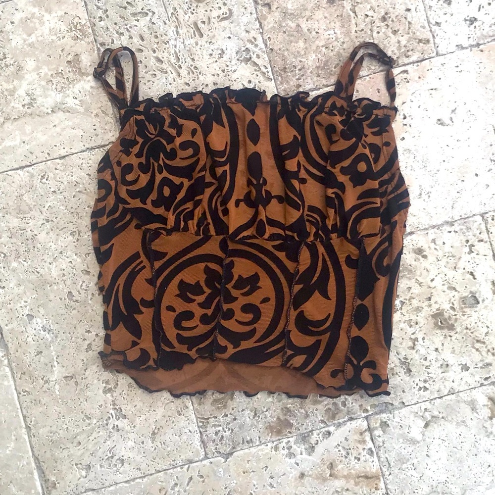 brown patterned mesh top